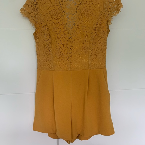 Dynamite, size M romper - Picture 1 of 3